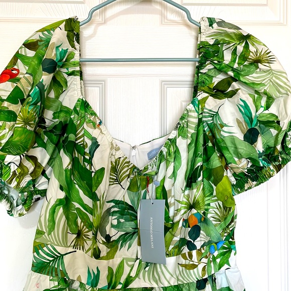 NWT Antonio Melani
Paola Jungle Tropical Print V-Neck Short Sleeve Dress - Picture 5 of 5